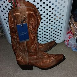  Women's Cowboy  Boots