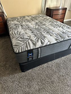 Mattress & Box Spring