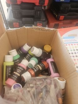 Massive Amount of Art Supplies. STUDIO Ready