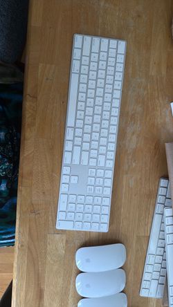 Apple Magic Keyboard with Numeric Keypad