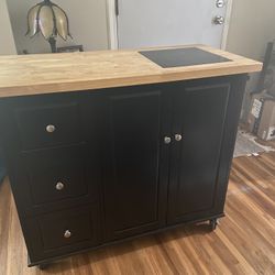 Kitchen Island 