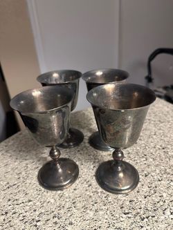 Amazing Pewter Set of 4 Silver Metal Goblets