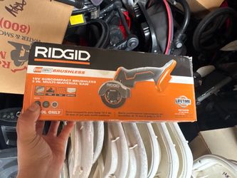 RIDGID 18V Subcompact Brushless 3-In. Multi-Material Saw