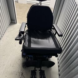 BRAND NEW- Quantum Edge HD Electric Wheelchair Power Wheelchair Black