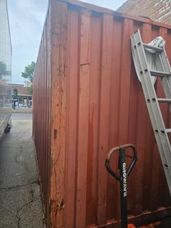 Standard 20ft container