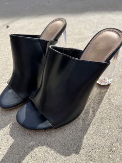 Black Leather Heels Size 7 1/2