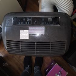 Must Go!Portable Floor AC Units (REDUCED Price)