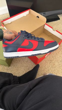 SIZE 10 DUNKS