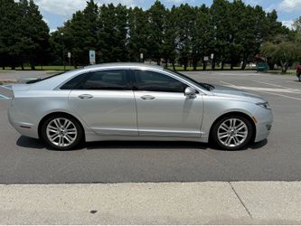 2016 Lincoln MKZ – Clean Title, Black Leather, Well Maintained