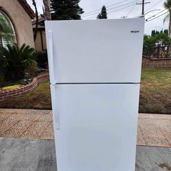 Whirlpool Refrigerator 21cu Ft 33x31x66🚨👍3 MONTHS WARRANTY