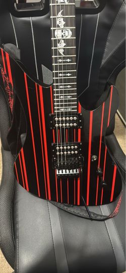 RARE Schecter Synyster Gates Red Rum