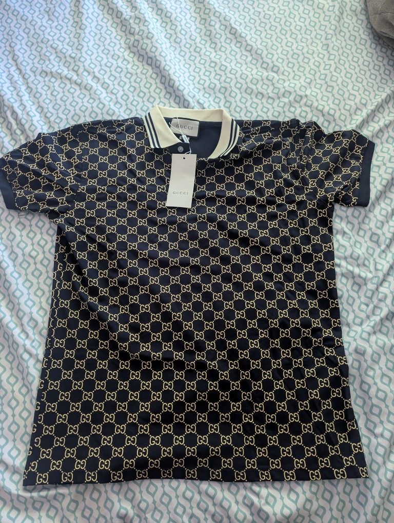 Gucci Men's T-shirt (Brand New - L)