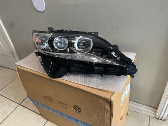 2016-2018 Lexus  es 350 led non adaptive right headlight