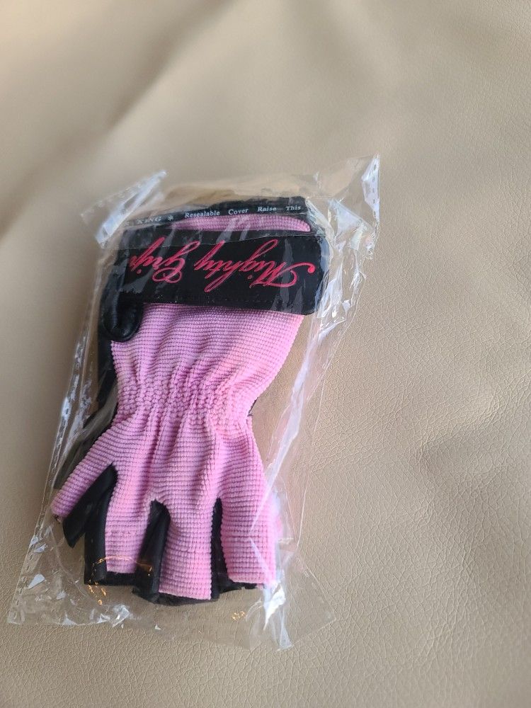 Pole Dancing Gloves