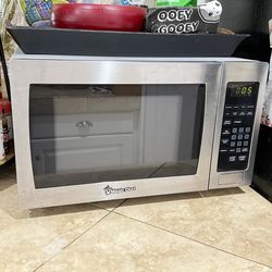 Magic chef microwave