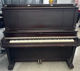 Wellington Piano