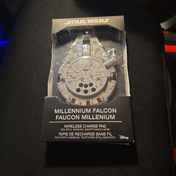 Millenium Falcan Wireless Charger