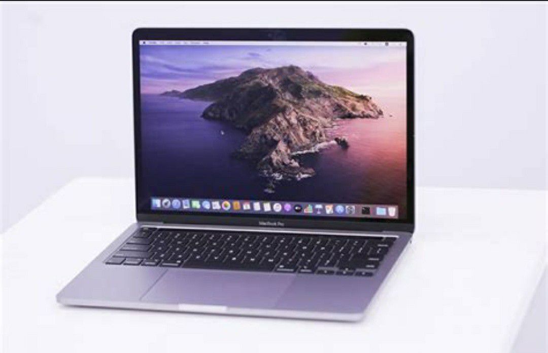 Apple MacBook Pro 15" (512GB SSD, Intel Core i7 Qaud Core , 2.9 GHz, 16GB) Lapt…