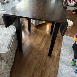  Table And Chairs