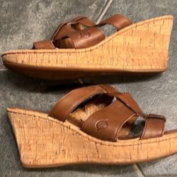 Born Wedge Sandals Women's Size 10 Brown Leather Strappy Heeled Sandals