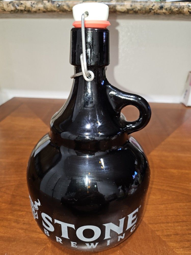 STONE BREWERY GROWLER