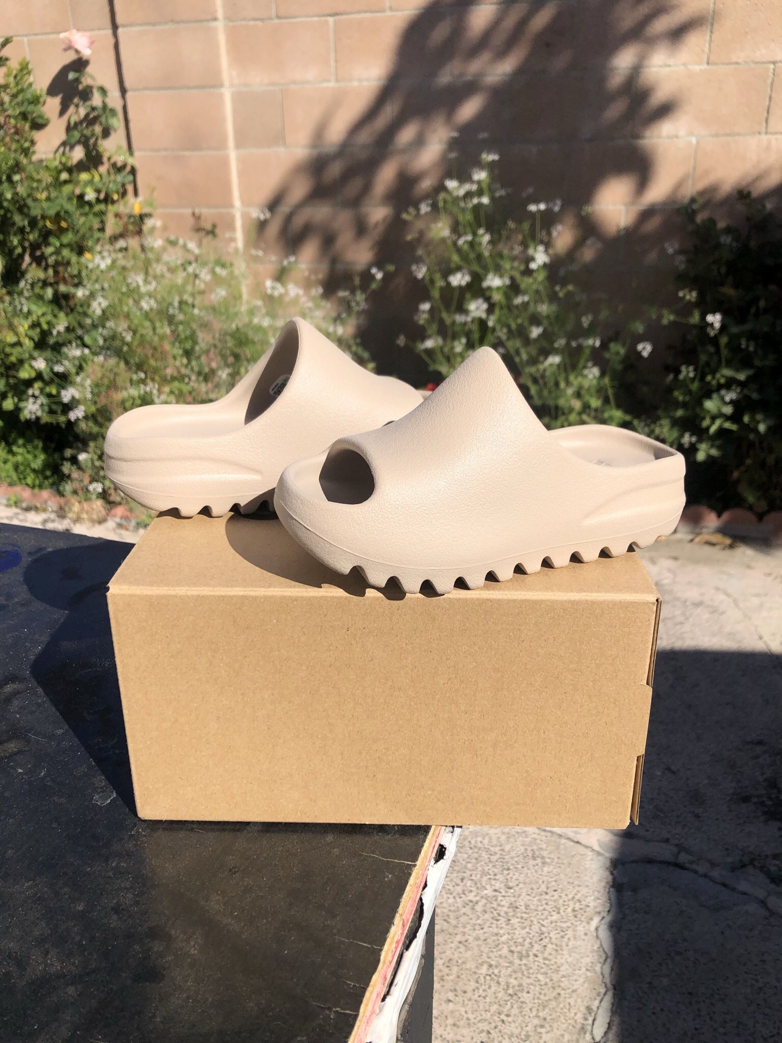 Yeezy Slide Pure | Kids Size K11