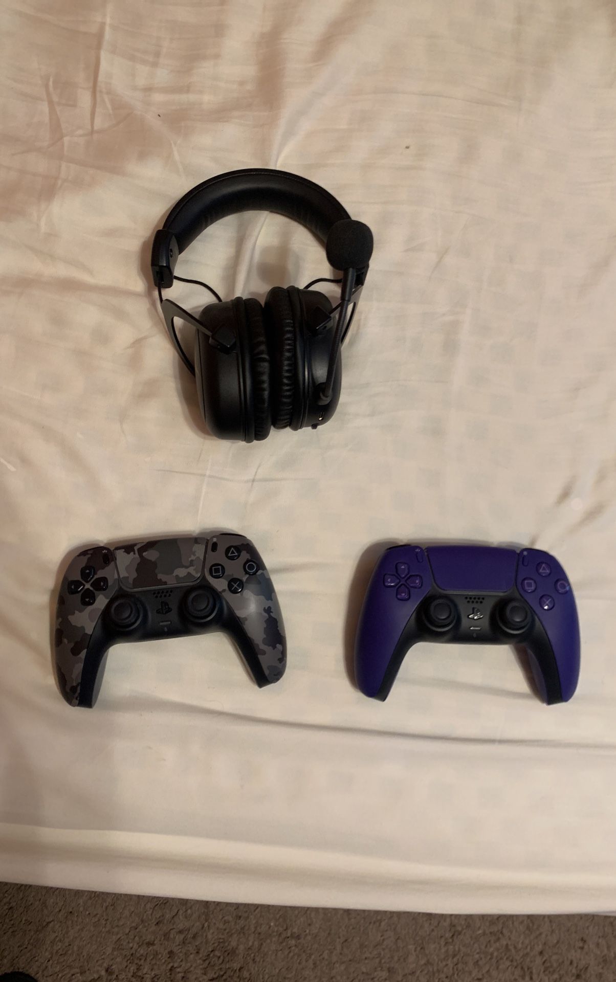 Ps5 Controllers And Hyper X Headphones