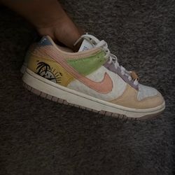 Nike Dunks ( Sun Clubs)