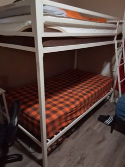 White bunk bed
