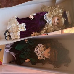 Beautiful Dolls With Stands