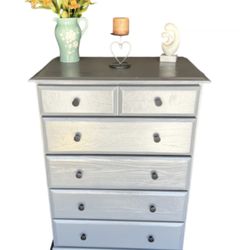 Handcrafted 6 Drawer Wood Dresser with Metal Knobs