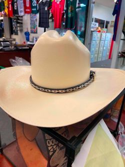 Sombrero de palma de 5000X con toquilla de plata