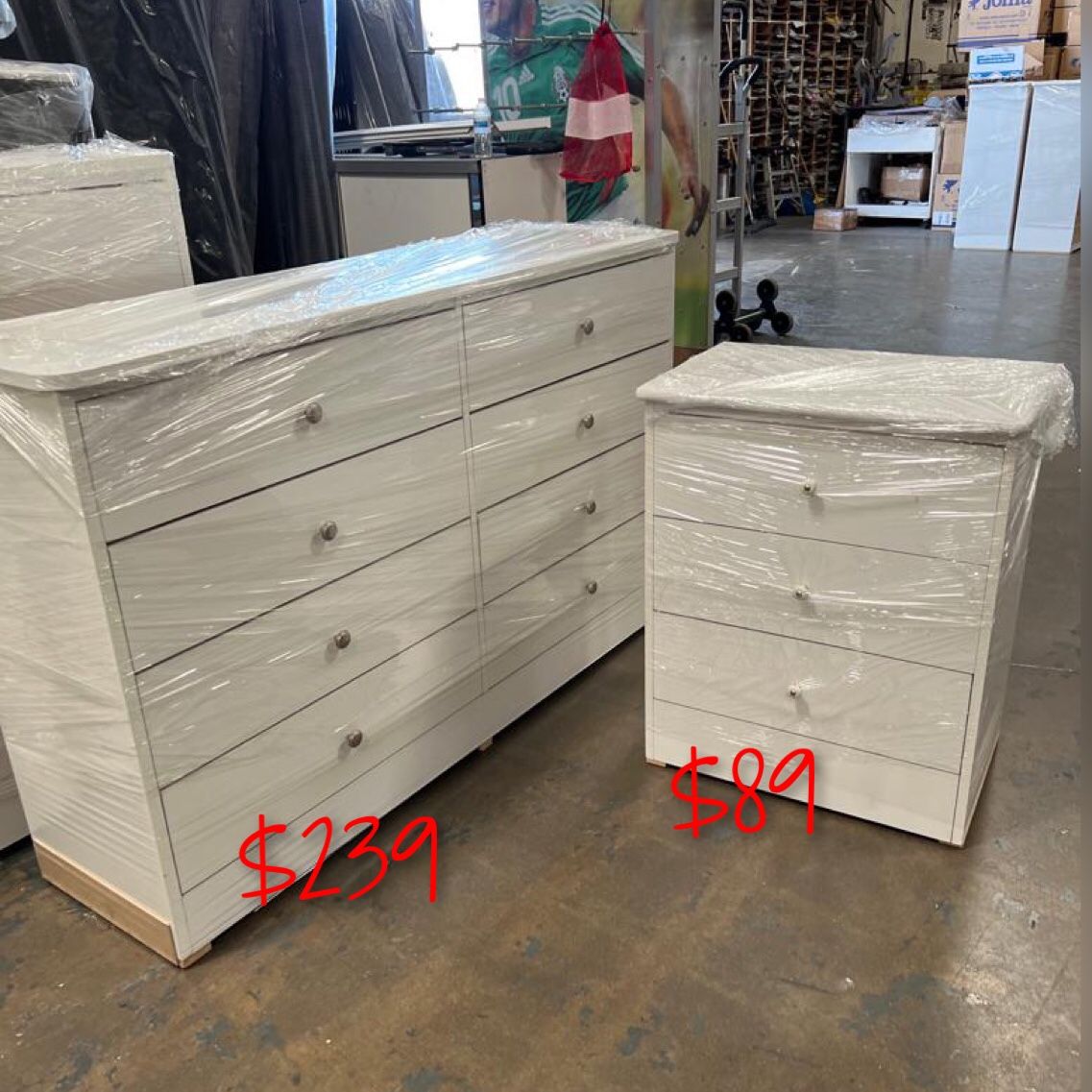 Set Dresser