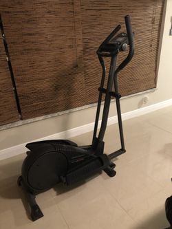 Proform C 630 Elliptical with Heart Rate Monitor for Sale in Wellington FL OfferUp
