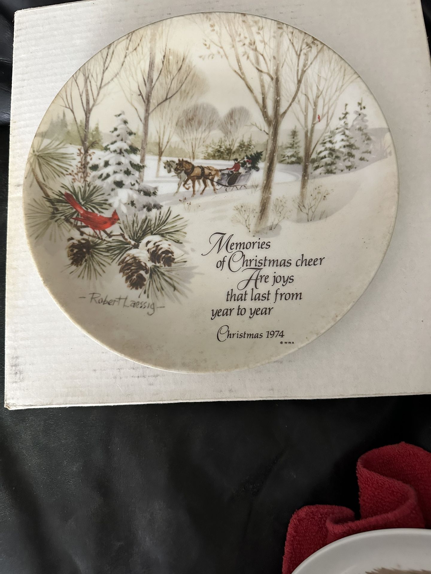 Vintage Collectible Christmas Plate