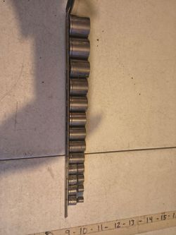 Blue point tools 3/8 drive socket set..1/4".. to..1"
