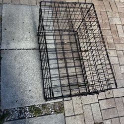 pet cage size in the picture 