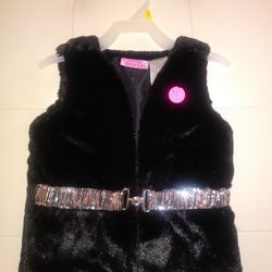 Girls Size 2t Soft Black Vest With Sparkle Belt!