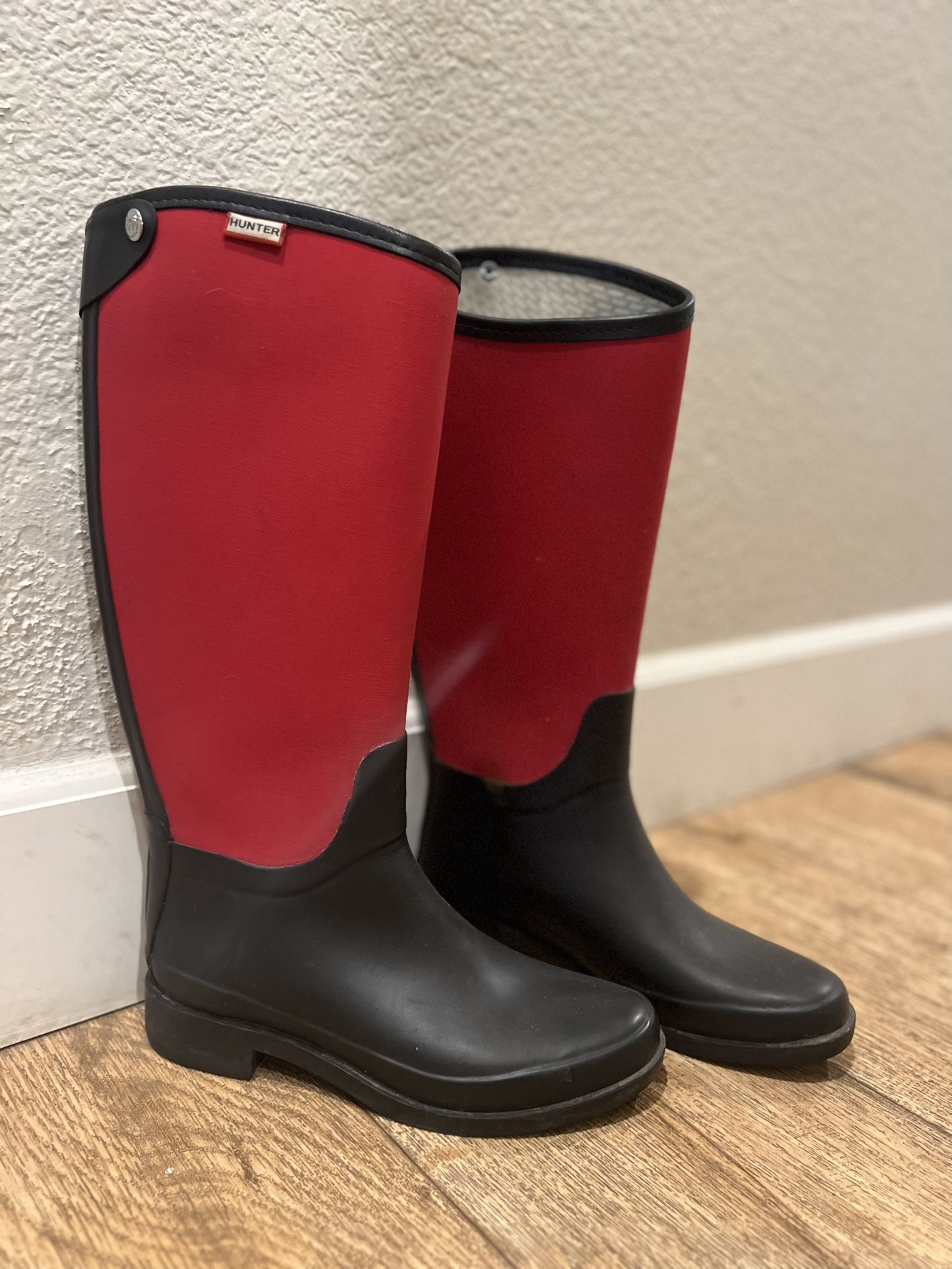 Hunter Shoes | Hunter Bessy Red And Black Rain Boots.