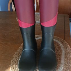 HUNTER BOOTS