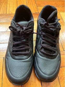 Skechers women sneakers Sz 6.5/Eur 36 p/up Sheepshead Bay Brooklyn NY