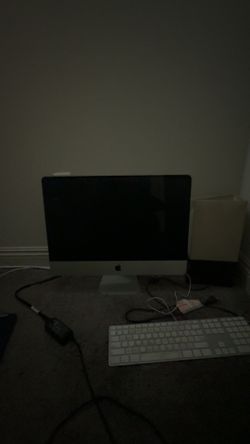 Apple Monitor with Keyboard