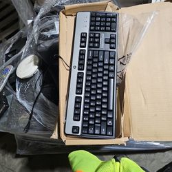 HP KEYBOARD