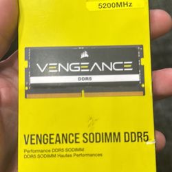 DDR5 RAM SODIMM 64GB 32x2