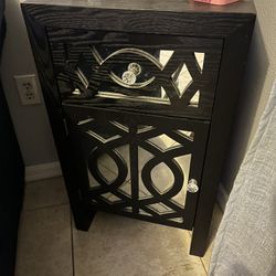 Black Mirrored Table