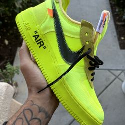 Nike Air Force 1 : OFF-White Volt