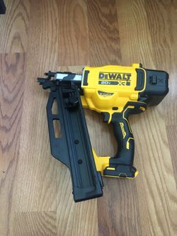 Dewalt 21” framing nail gun