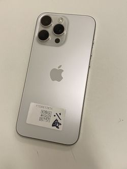 iPhone 15 Pro Max Fully Unlocked