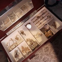 Solid Wood Jewelry Box 
