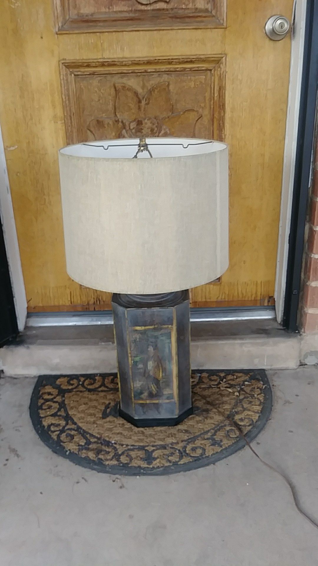 Antique Chinese Lamp